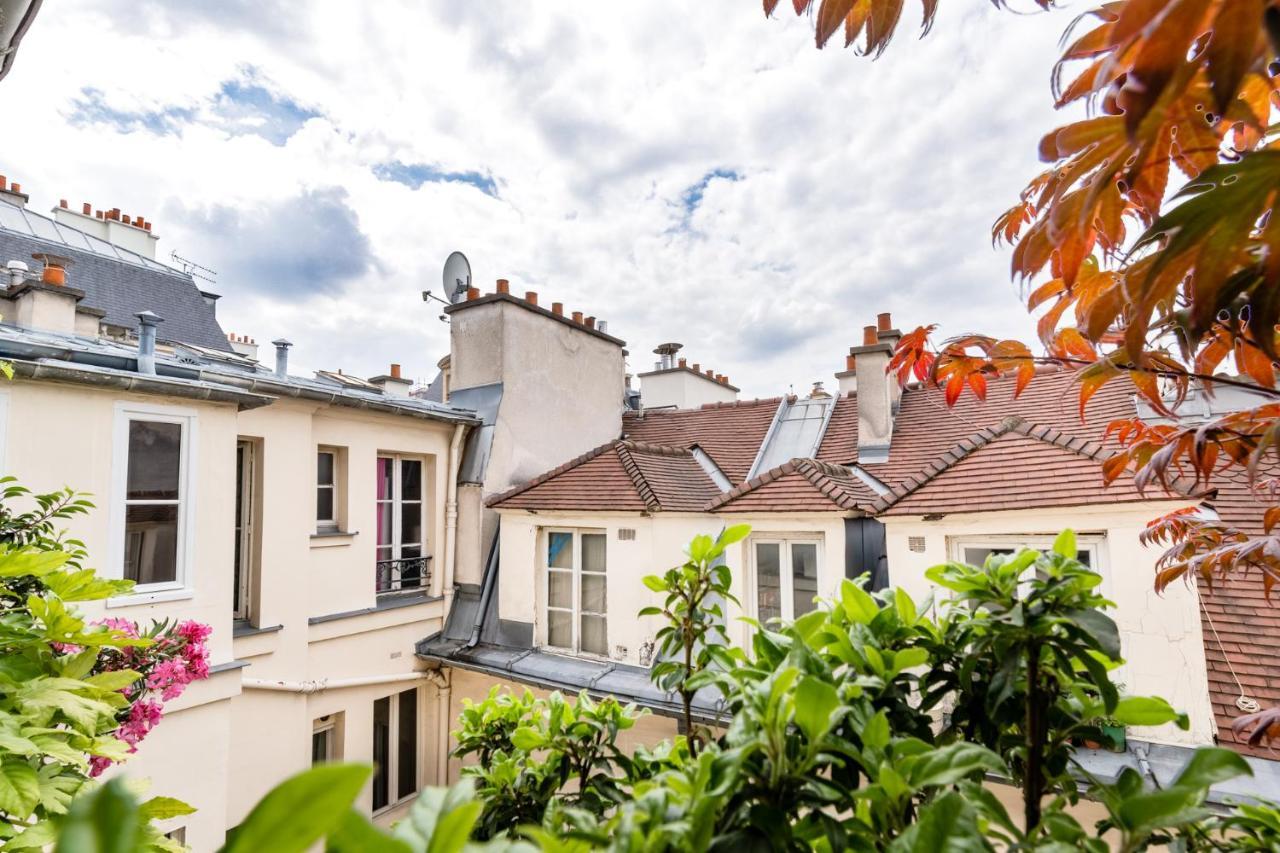 Appartamento Famous Parisian Designer'S Pied-A-Terre In Le Marais Esterno foto